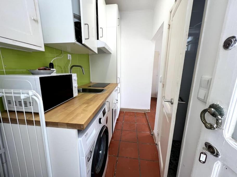Studio In Estoril Near Beach Walk In 3 Min Luaran gambar